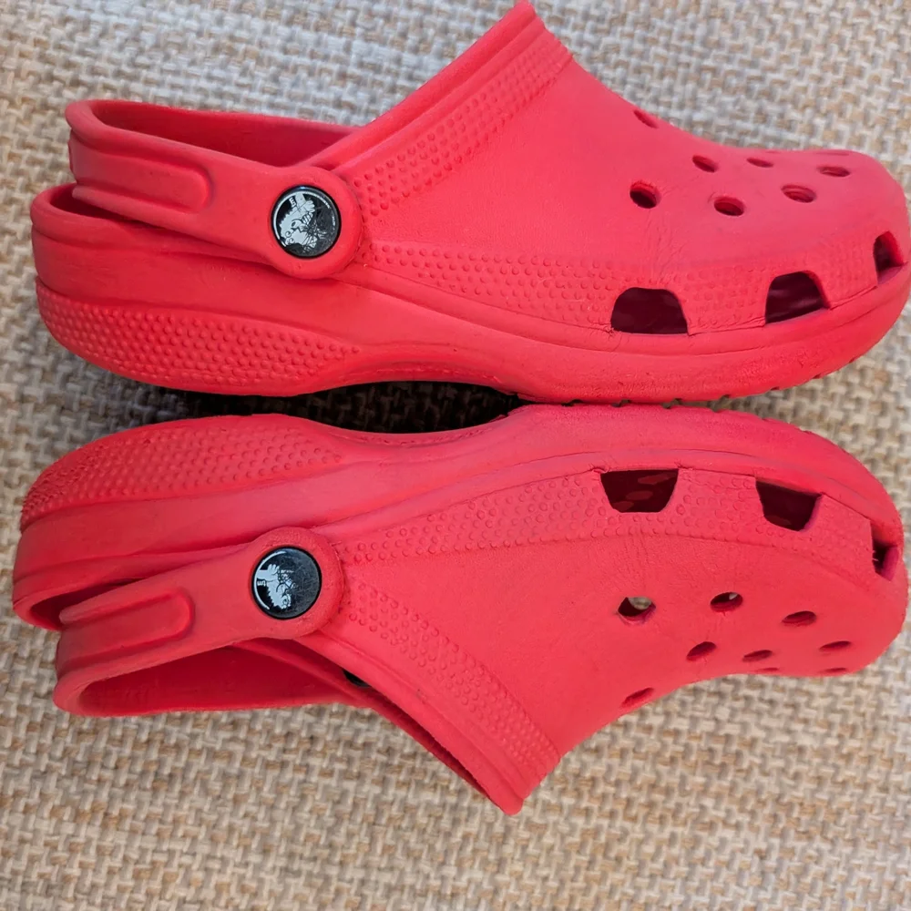 CROCS Kids Vibrant Red Water Shoes